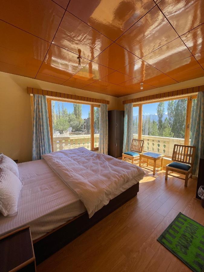 Hinjuma Guest House Leh Exterior photo